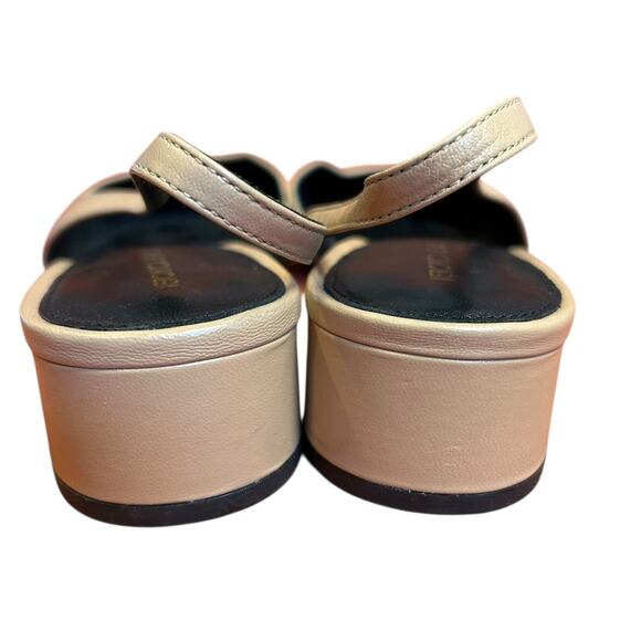 Veronica Beard Cecile Leather Cap Toe Slingback Pump Bisque/Black Women's 7.5M - Picture 4 of 9